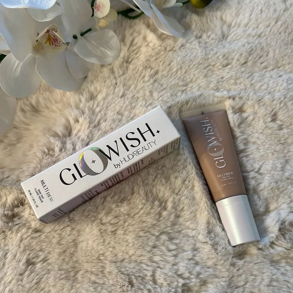 HUDA Beauty GloWish Multidew Vegan Skin Tint Foundation “06 Medium Tan”